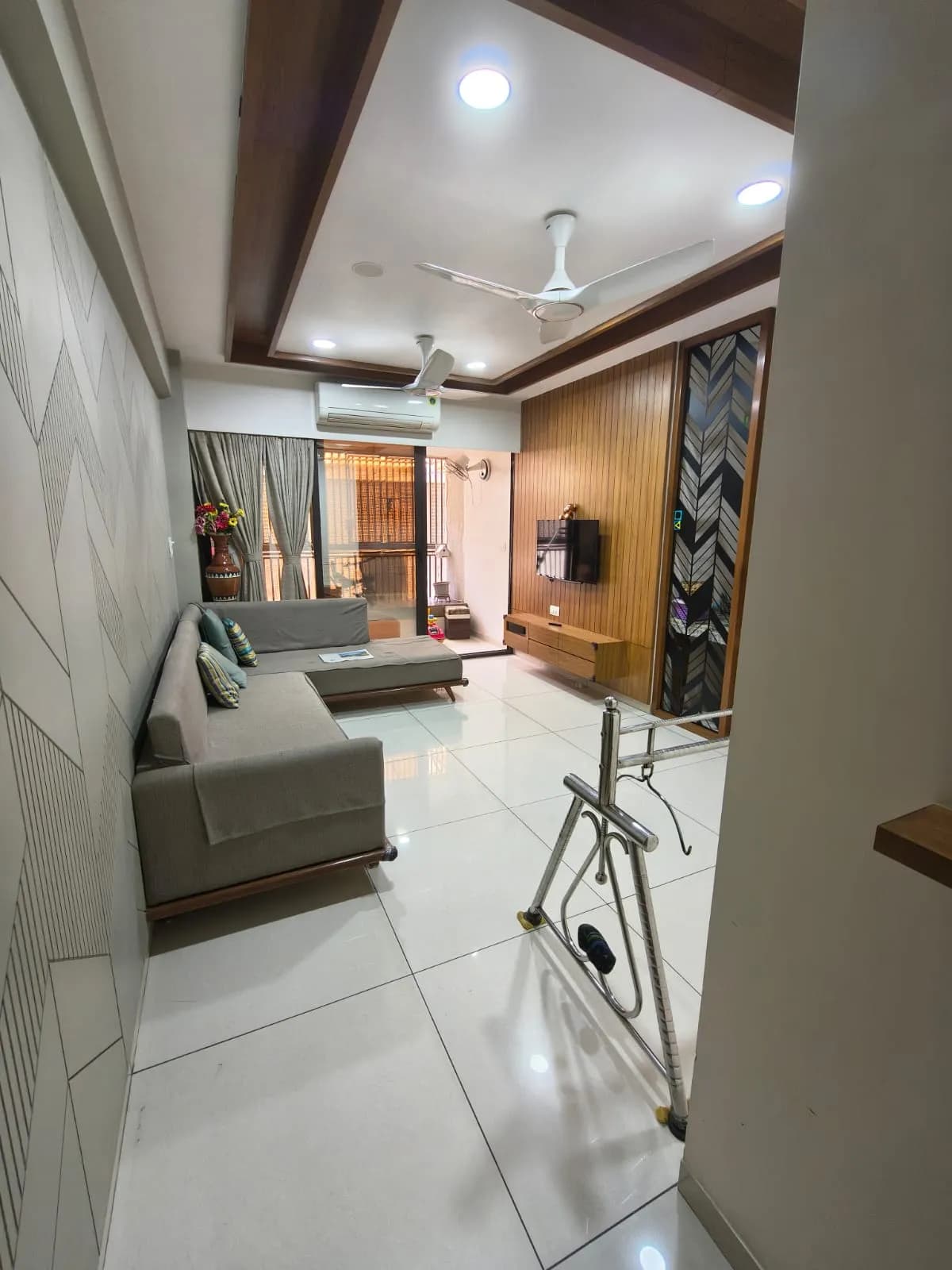 Sandalwood Elegance - Vitalspace Sandalwood Elegance - Vitalspace